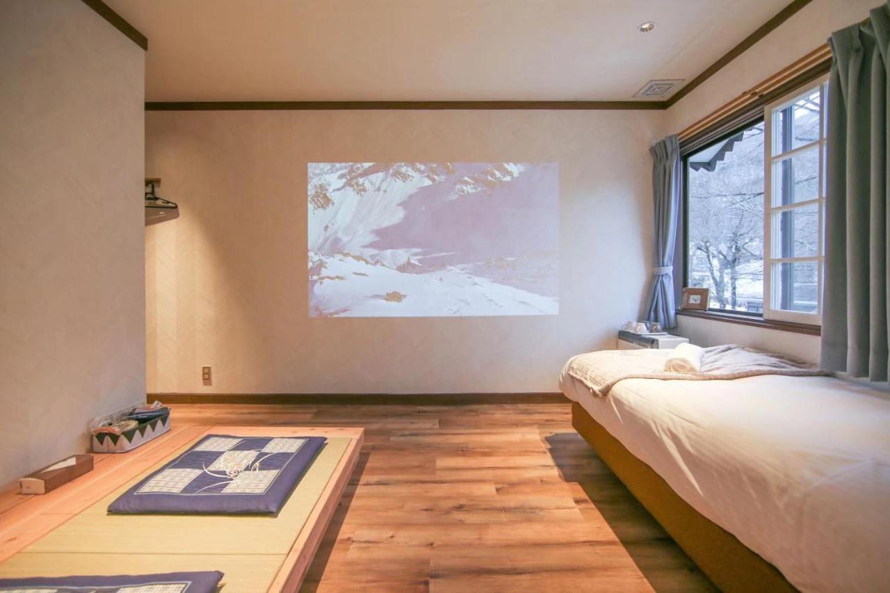 โรงแรม Apricot